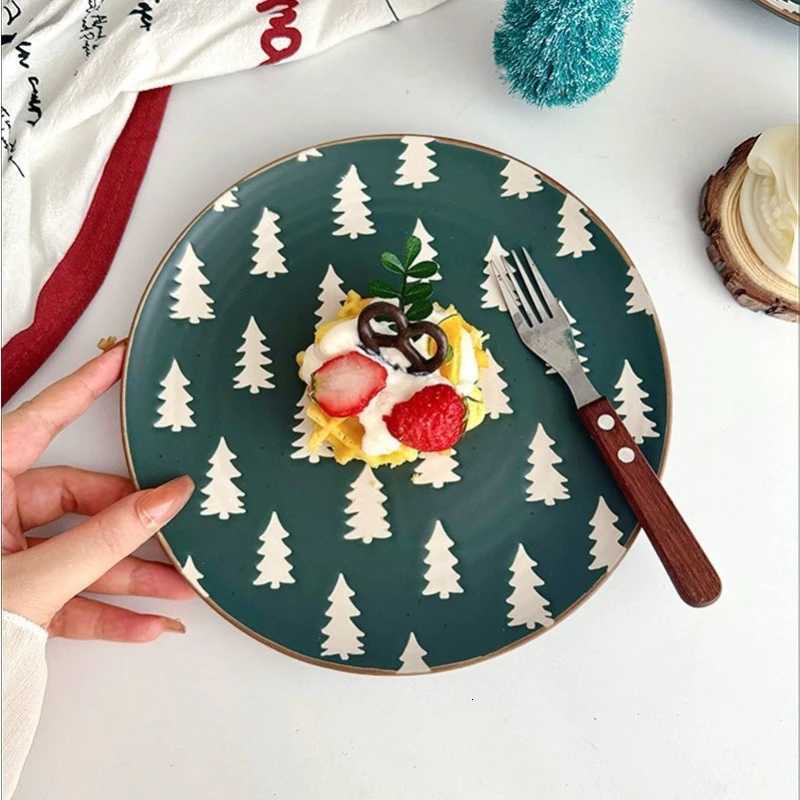 Christmas American Atmosphere Christmas Tree Plate Ins Style Ceramic Western Dish Plate Dessert Plate Y251113