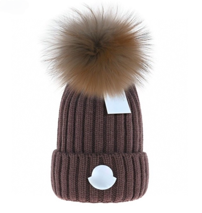 Fashion Wool Knitted Children's Hats Wool Hats with Fluffy Ball Winter Warm Children's Hats Designer Brand Hats Men's Hats Autumn and Winter Joker