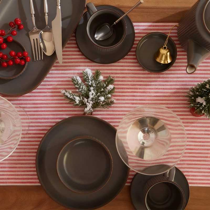 Christmas Christmas Red and White Striped Polyester Breathable Table Flag for Weddings Banquets Restaurants Kitchens Decorations Y251113