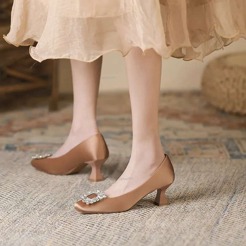 New Free Shipping Designer Shoes 6388-2 Head High 2025 Women's Thin Heels Shallow Mouth Water Dia Square Buckle Elegant Single Shoes