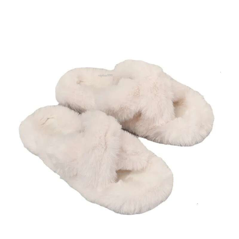 New Free Shipping Designer Shoes Black Thick Soled Slippers Women 2025 Winter Item High-end Warm Fur Plush Flat Cotton Shoes For Women