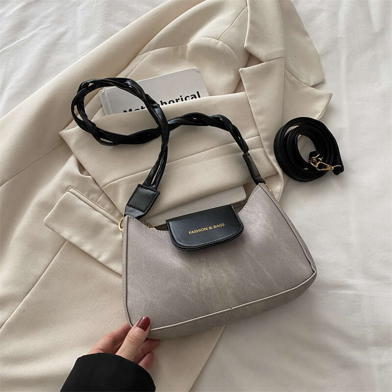 Women's 2025 new single shoulder diagonal cross small square internet famous Korean version contrasting color armpit bag trend