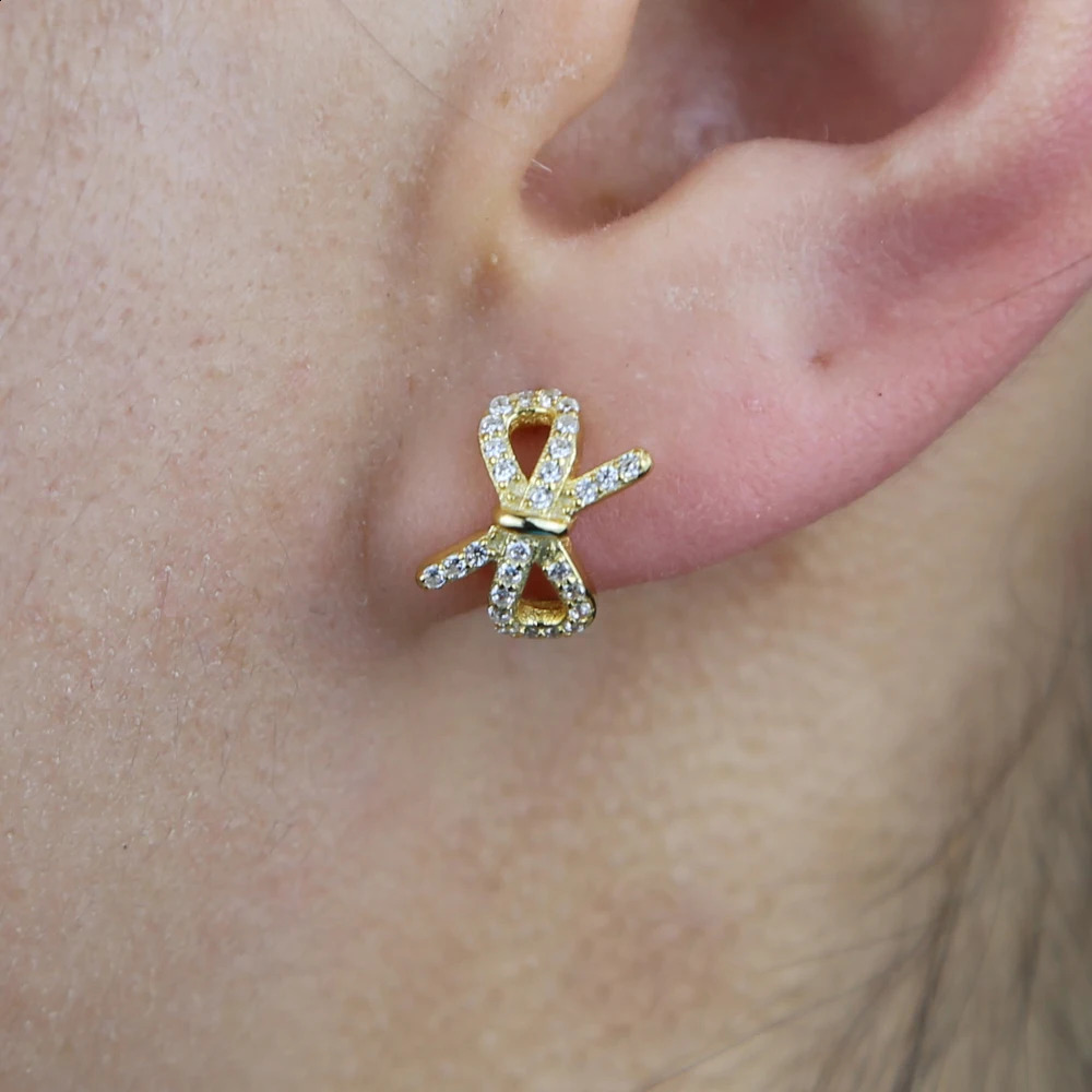 Real silver mini ring earrings with Cz ribbon shaped circular earrings suitable for women round knot small silver 925 jewelry pendant boat 250409