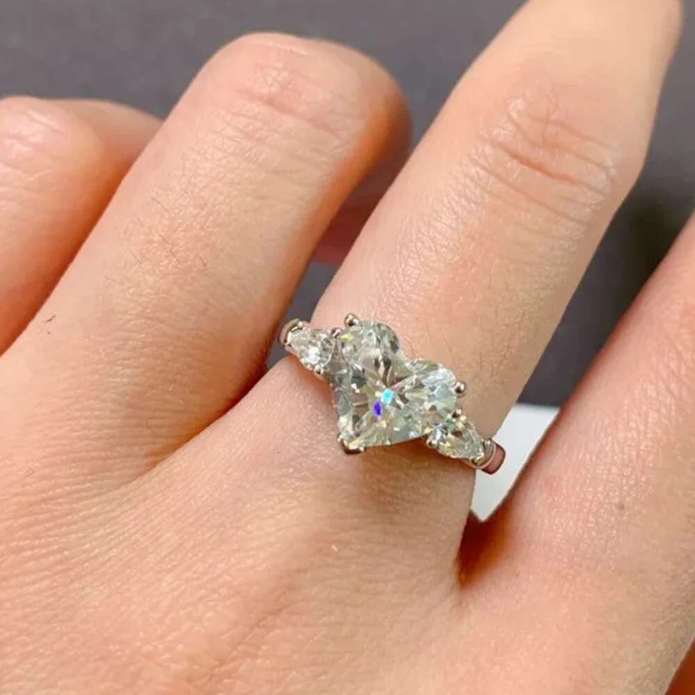 1-3 Carat Moissanite Engagement Rings for Women Heart Cut D Color Diamond 925 Sterling Silver 18K Plated Wedding Band with GRA