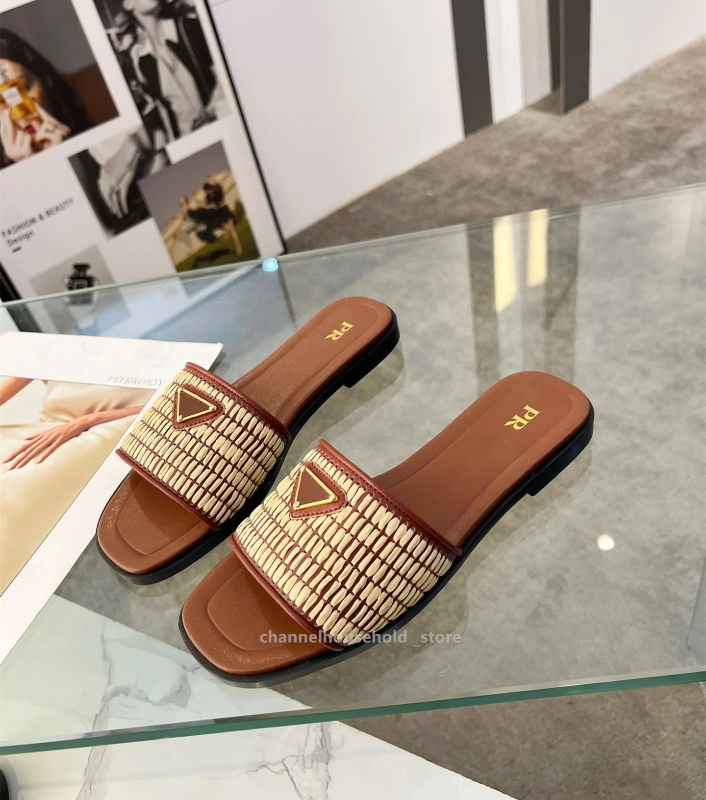 Milano 2025 New Luxury designer Sandals Women Slippers Summer Beach Shoes Fashion Brand Slip-on Woman Slipper Female Leather Slides Matelasse Triangle logo Pra