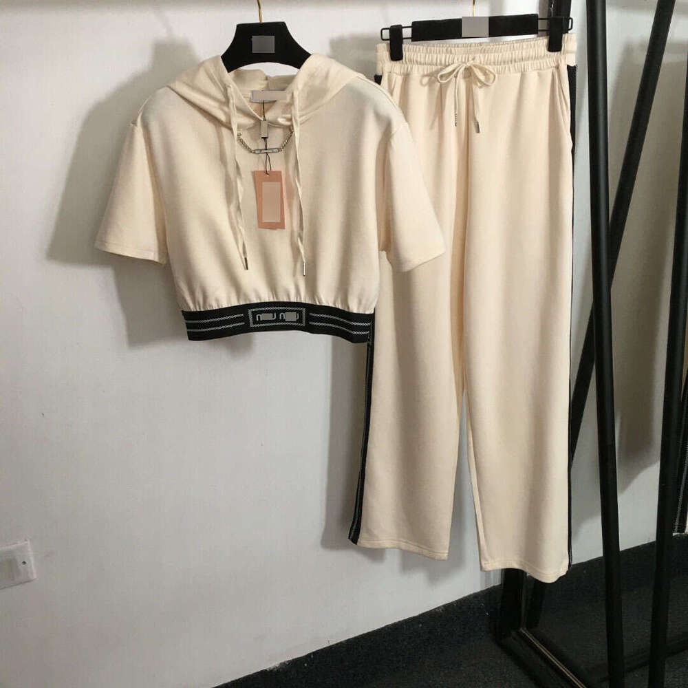 25 new sports suit chain decorative woven short sleeved hooded T-shirt+elastic waisted casual pants