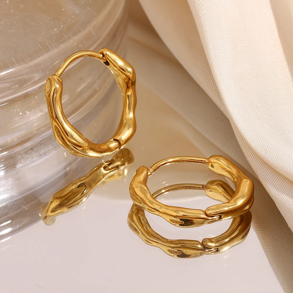 E Bbelle highquality small irregular round hoop earrings 18K goldplated stainless steel womens basic jewelry 250410