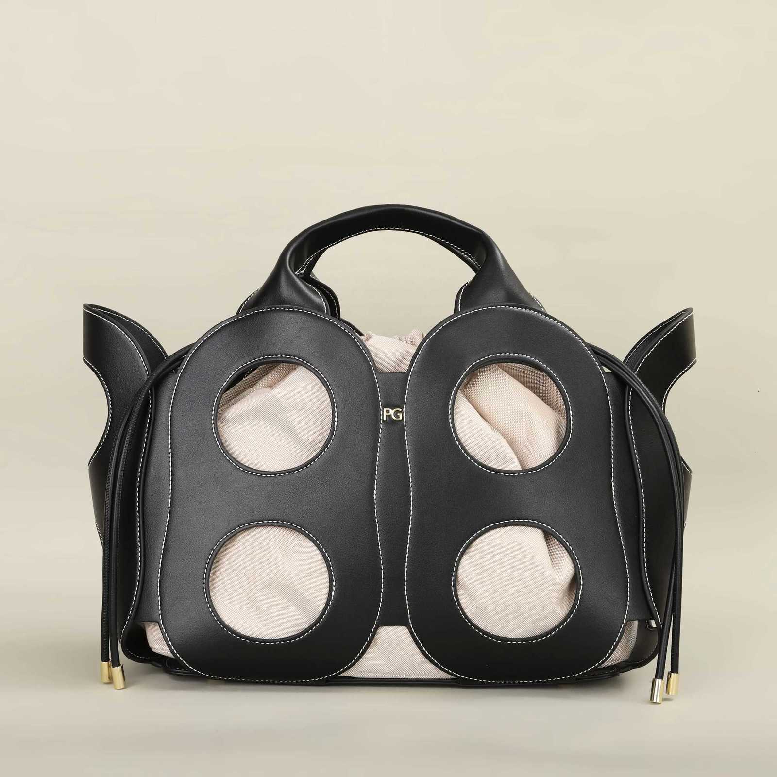 PG Womens Shoulder Bag Luxurious simple atmospheric hollow design fashion shoulder bag ulder Bag WomensW251112