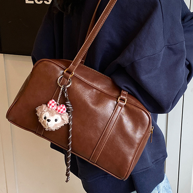 2025S Designer Women S Bag Trendy Handbag For Women New French Stick One Shoulder Spicy Girl Armpit Bag Simple And Versatile Tote Bag