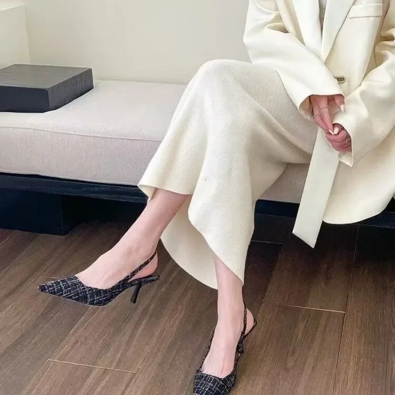 Fashion ed knitted platform heels for women pointed-toe party shoes comfortable large-size summer stiletto sandals 251110