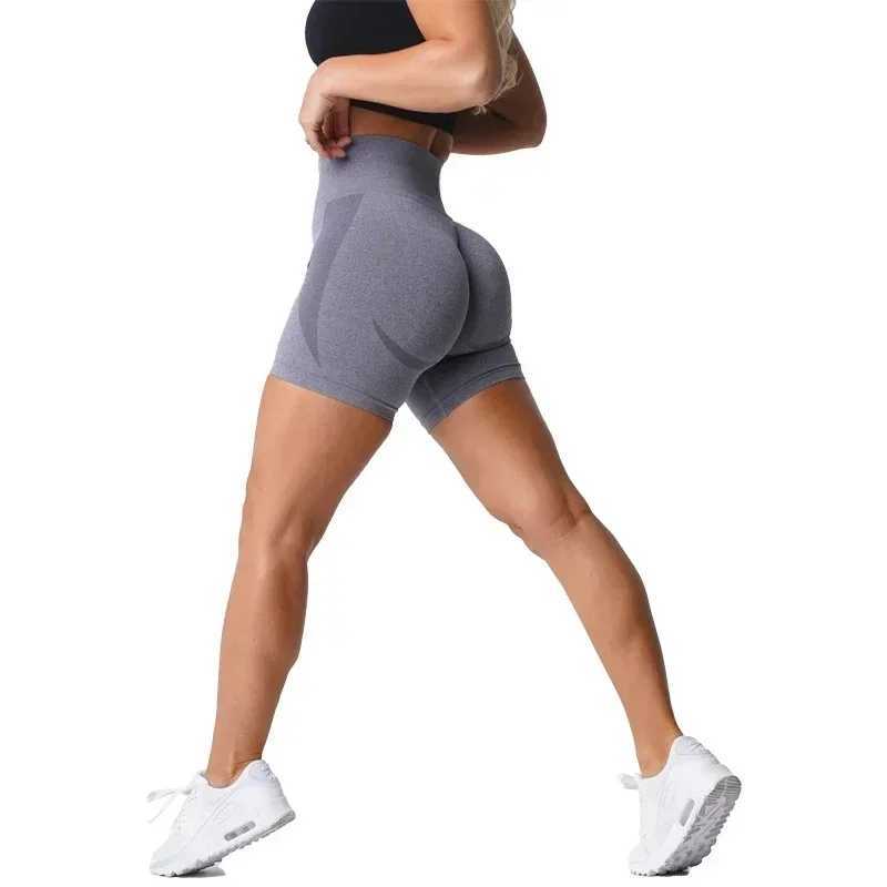 Womens seamless short push up training boots fitness and sports shorts gym clothing yoga shorts Y250412