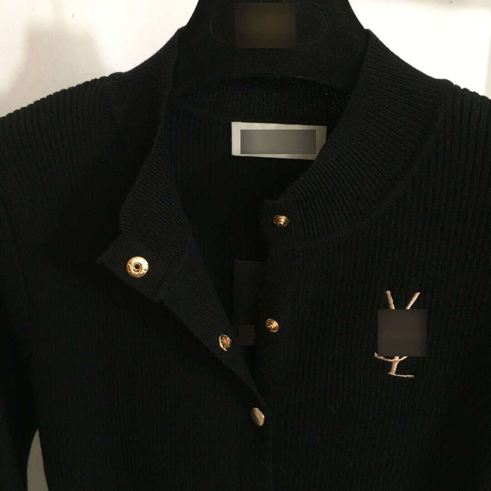 25 Spring New Nanyou High end Fashion Minimally Embroidered Belt, Waist Collection, Knitted Long sleeved Dress