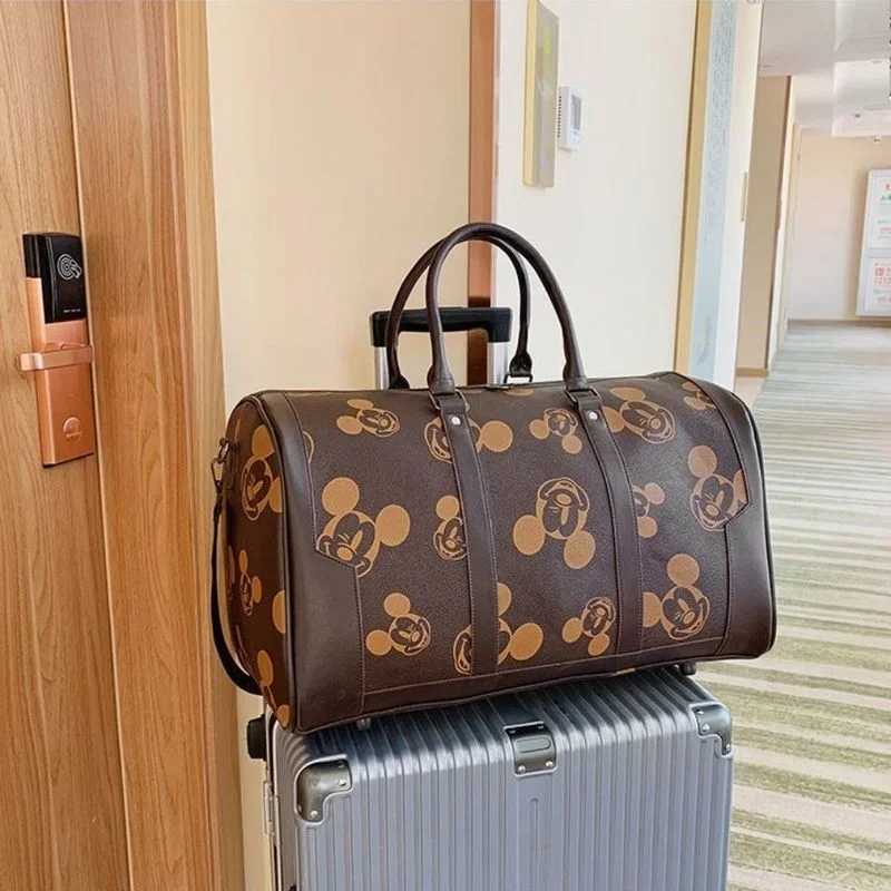 Disney Mickey Fashion Travel Tote Mens and Womens Luggage Bags Large Capacity Single Shoulder Messenger BagXJ250412