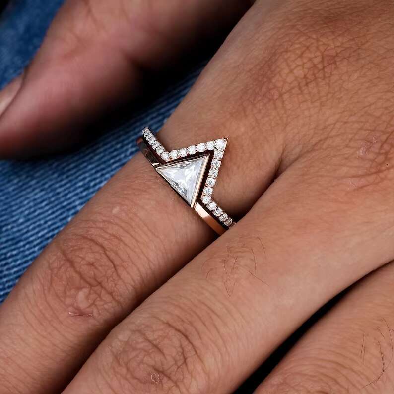 2CT White Triangle Cut Solitaire Moissanite Engagement Rings Bezel Moissanite Diamond Wedding Anniversary Rings Gifts for Love
