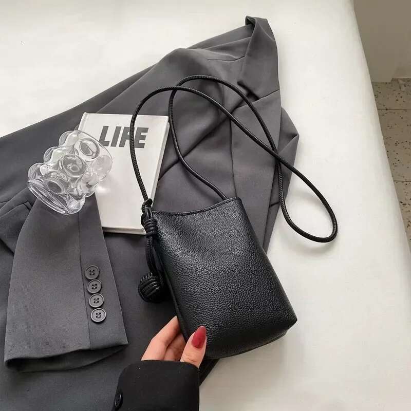 Women Leather Small Crossbody Designer Cell Phone Lightweight Fashion Shoulder Bag Ladies Travel Purse