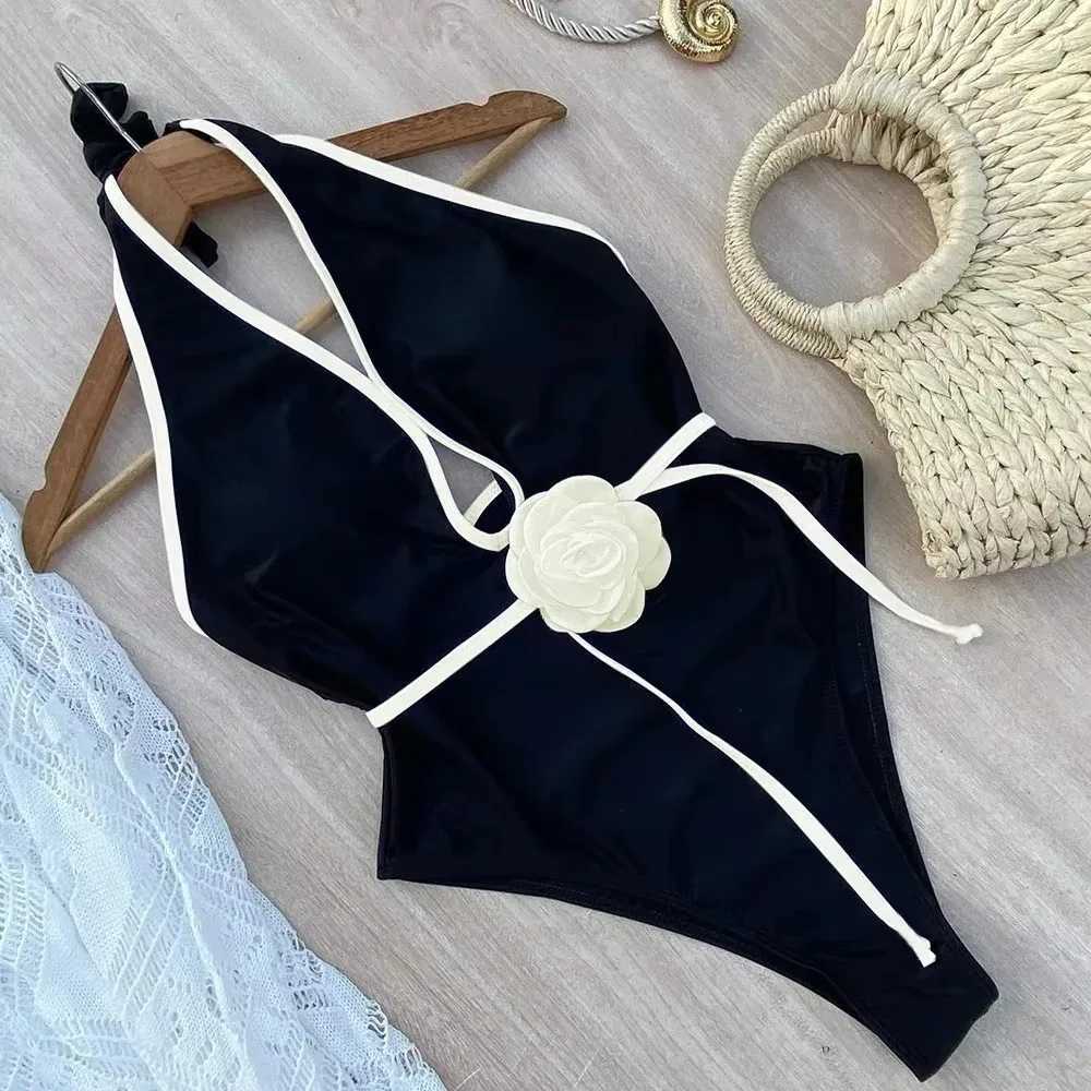 Floral One Piece Swimsuit 2025 New Halter Bandage Swimwear Women Swimsuit Bathing Suit Beachwear Monokini Female Swimming SuitsW251113