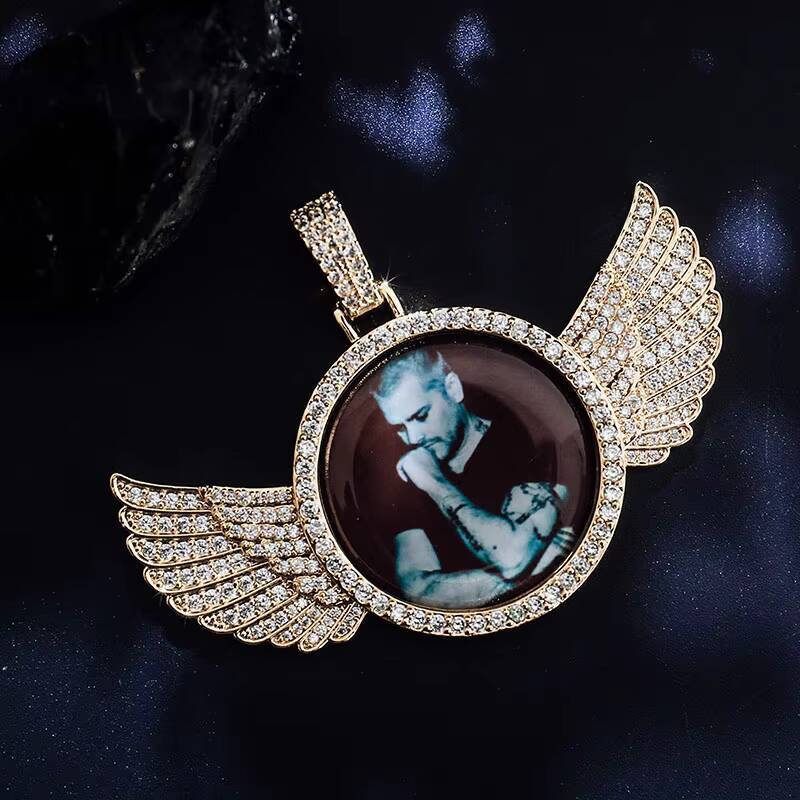 FashionMemory Jewelry 925silver Gold Plated Hip Hop Necklace Iced Out Jewelry Men Women Moissanite Diamond Custom Photo Pendant