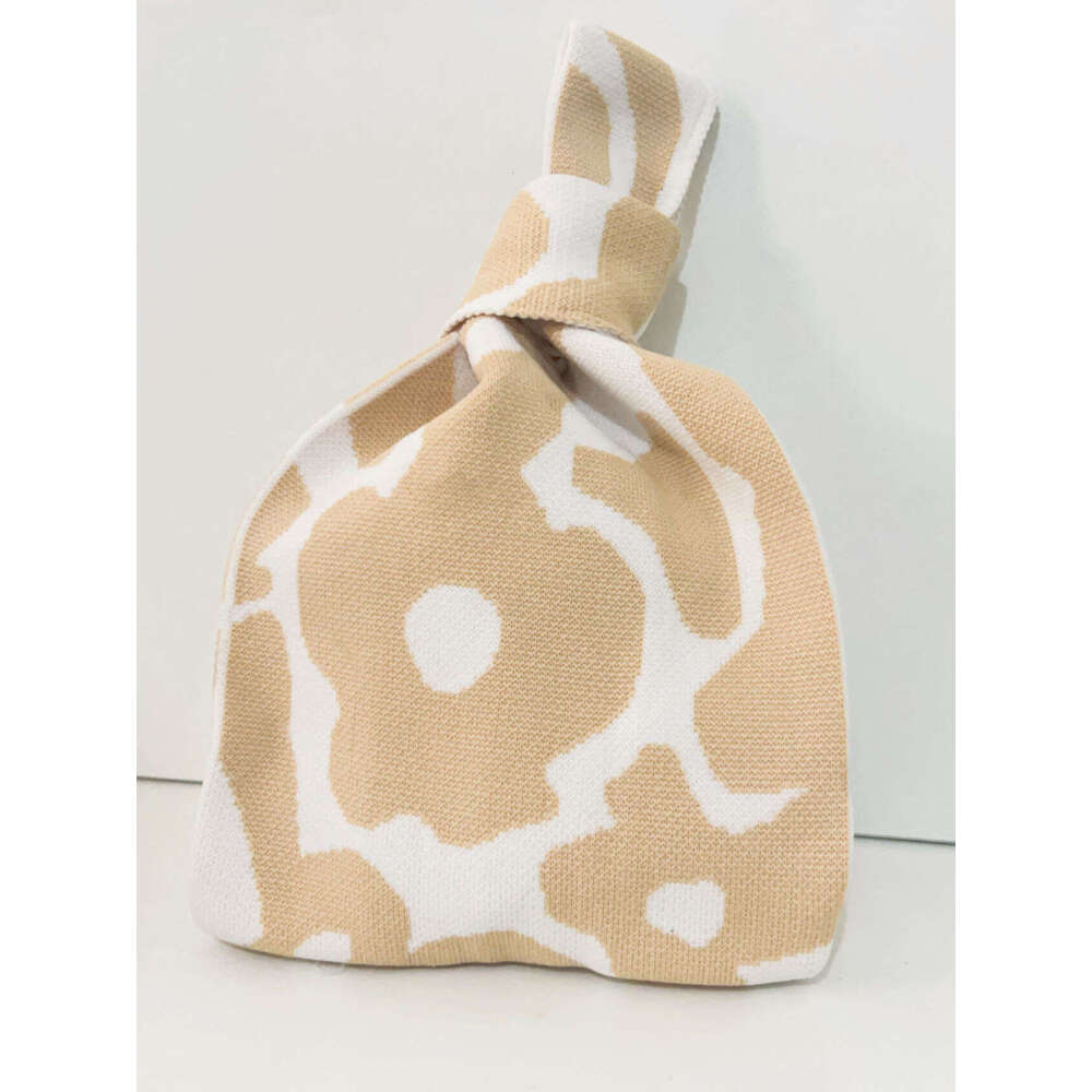 New goddess flower knitted women's vest bag, handbag, niche design, versatile, personalized and casual