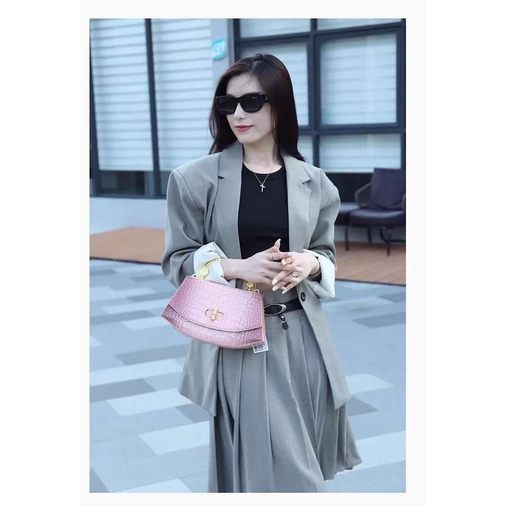 Fashion Genuine Leather Women's Handbags 2024 New Crocodile Pattern Shoulder Messenger Bag Small Portable Saddle Bags