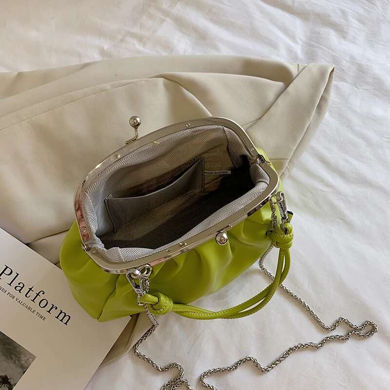 Summer Ladies Shoulder Chain Handbag Sense Of Lady Crossbody Fashion Leather Women Bag Designer Folds Cloud Bags