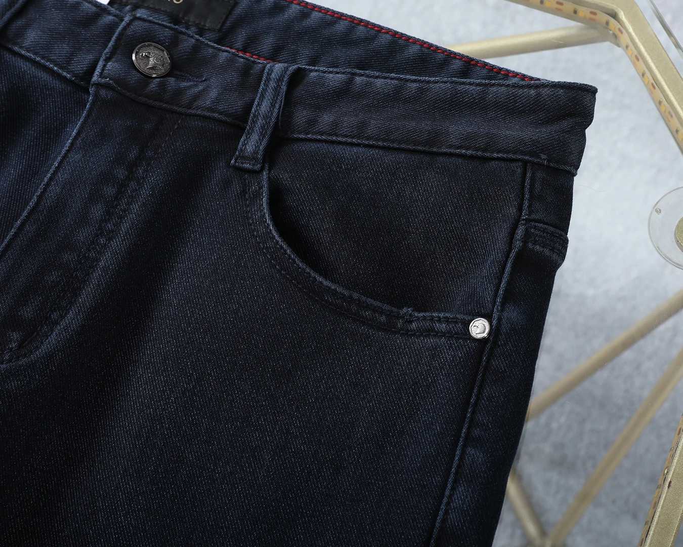 BLLIYOSS Jeans Men New comfortable casual elastic High-Quality size30-42 Straight long pants Quality Hardware Eagle Head M251113