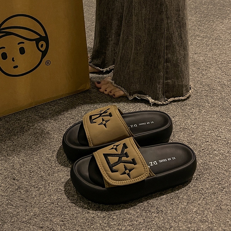 2025 Summer New Free Shipping Designer Women Fashion Thick Bottom Sandals Beige Khaki Beach Slippers 35-40 Outdoor Sandals