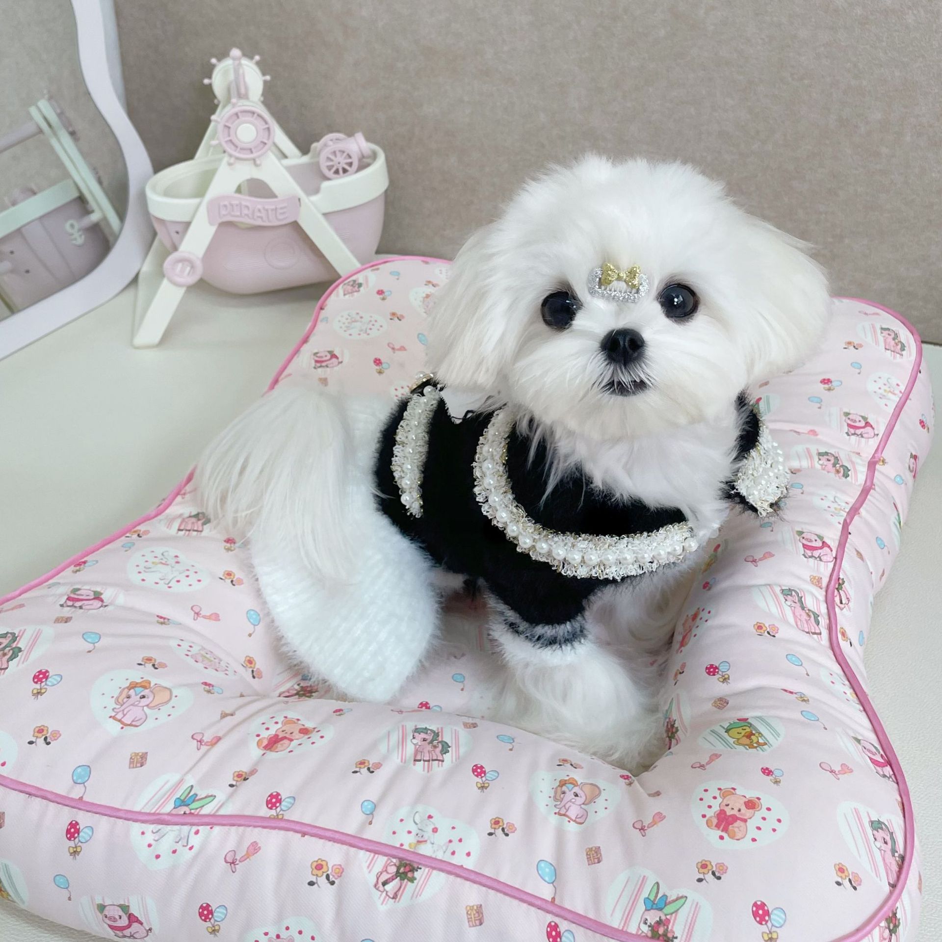 Dog Dresses Designer autumn and winter cat Clothes New Winter Clothing Designer Chic Dog High end Pets Sweater Dress for small dog