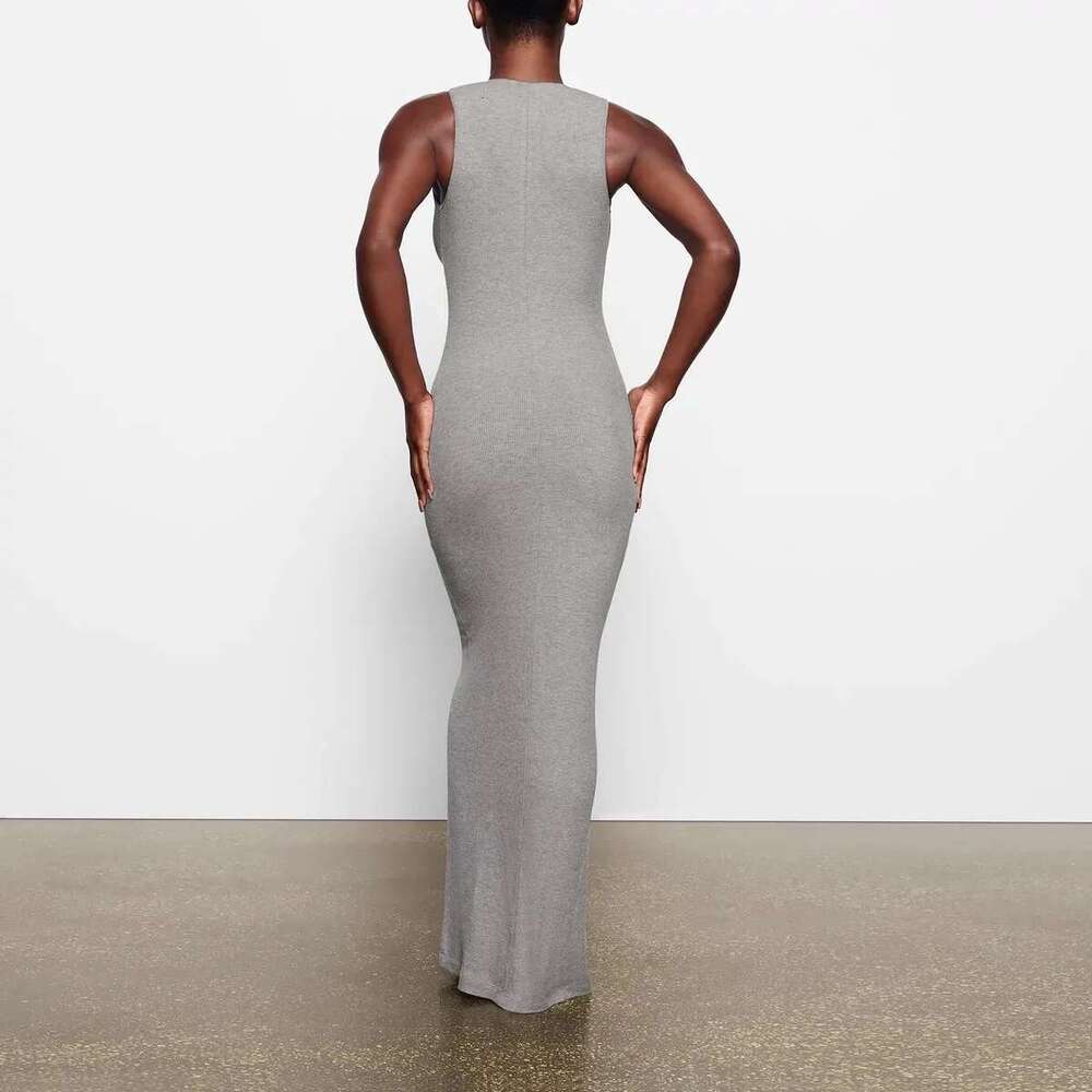 Women's Wear Kylie The Same Skin Sleeveless Vest Dress French Skinny Bag Hip Halter Long Skirt