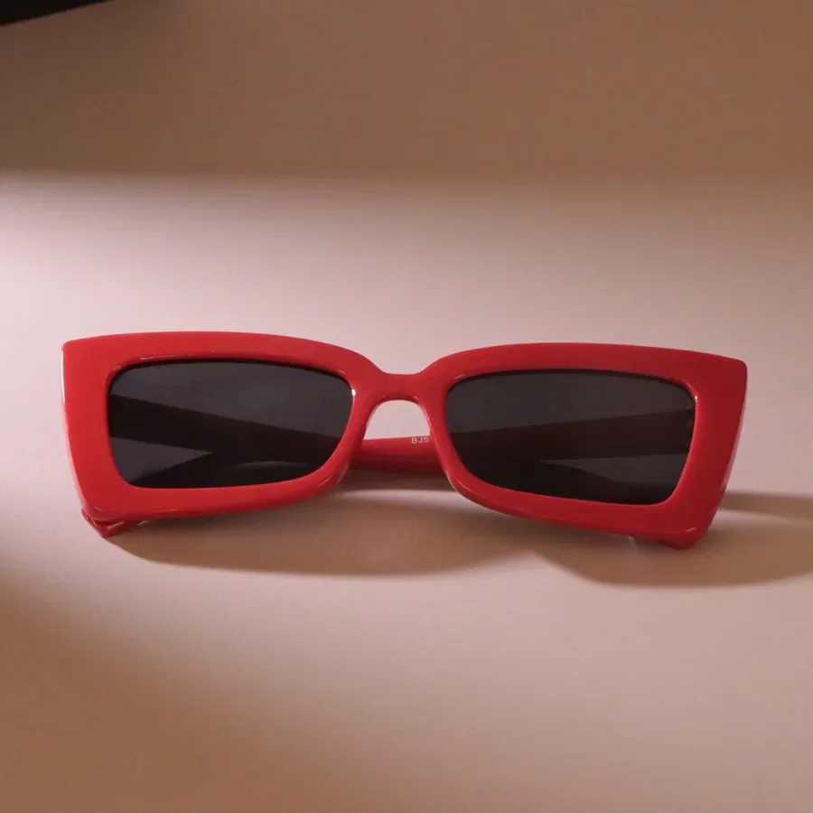 Square Designer Sunglasses Women Men Small Frame Mirror Sun Glasses Female Male Outdoor Lovely Brand Oculos De SolC250412