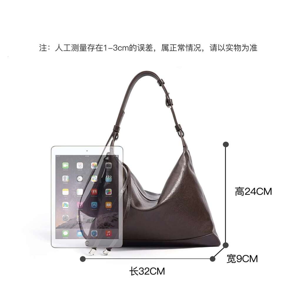2025 Top Layer Plant-Tanned Cow Leather Shoulder Large Capacity Commuter Premium Stylish Armpit Designer Bag
