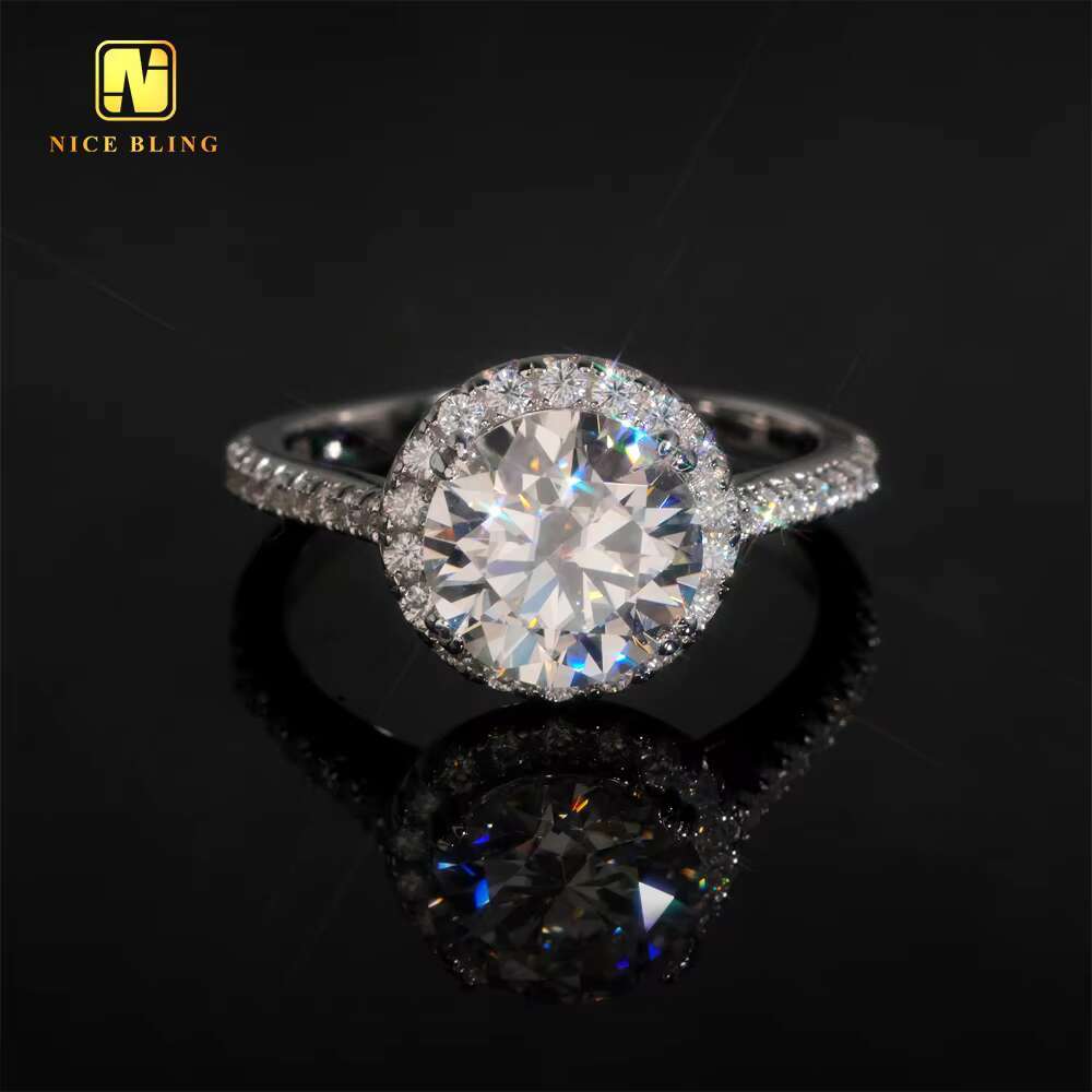 Factory Direct Selling Iced Out Diamond Wedding Rings Women 925 Silver Round Cut 9mm Moissanite Engagement Ring for Women