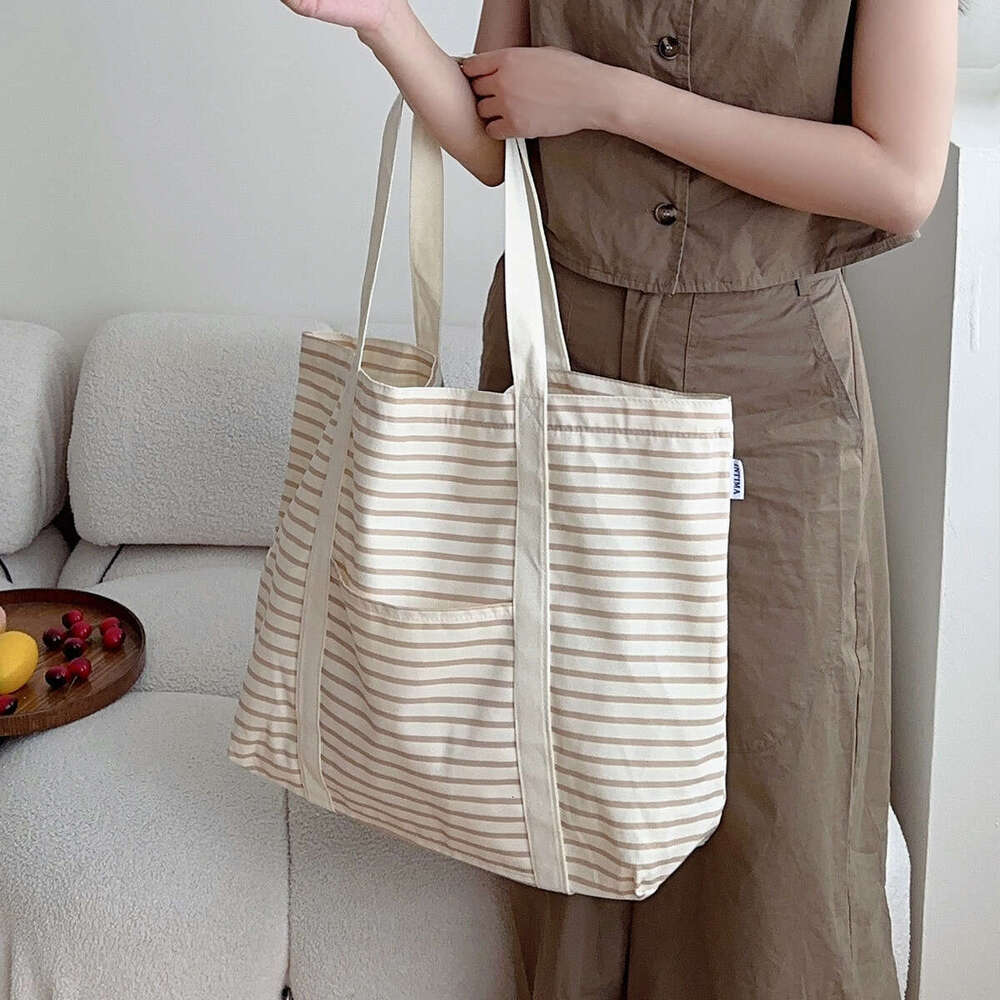 designer bag Large capacity striped tote new fashionable and versatile shoulder canvas shopping bag, commuting bag