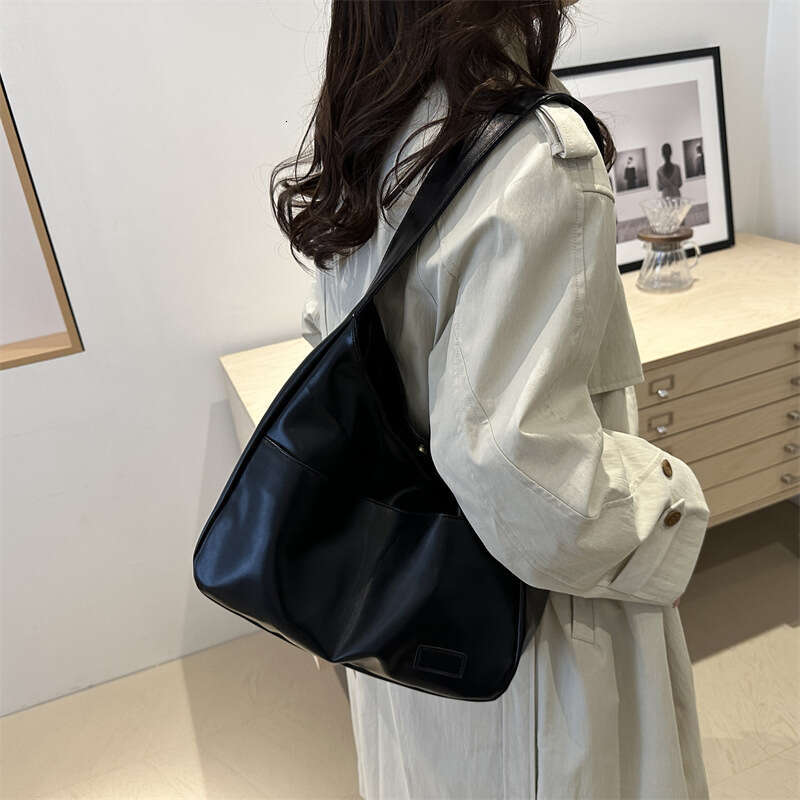 Large capacity women, high-end and versatile tote bag for work, commuting, leisure, shoulder bag, cargo
