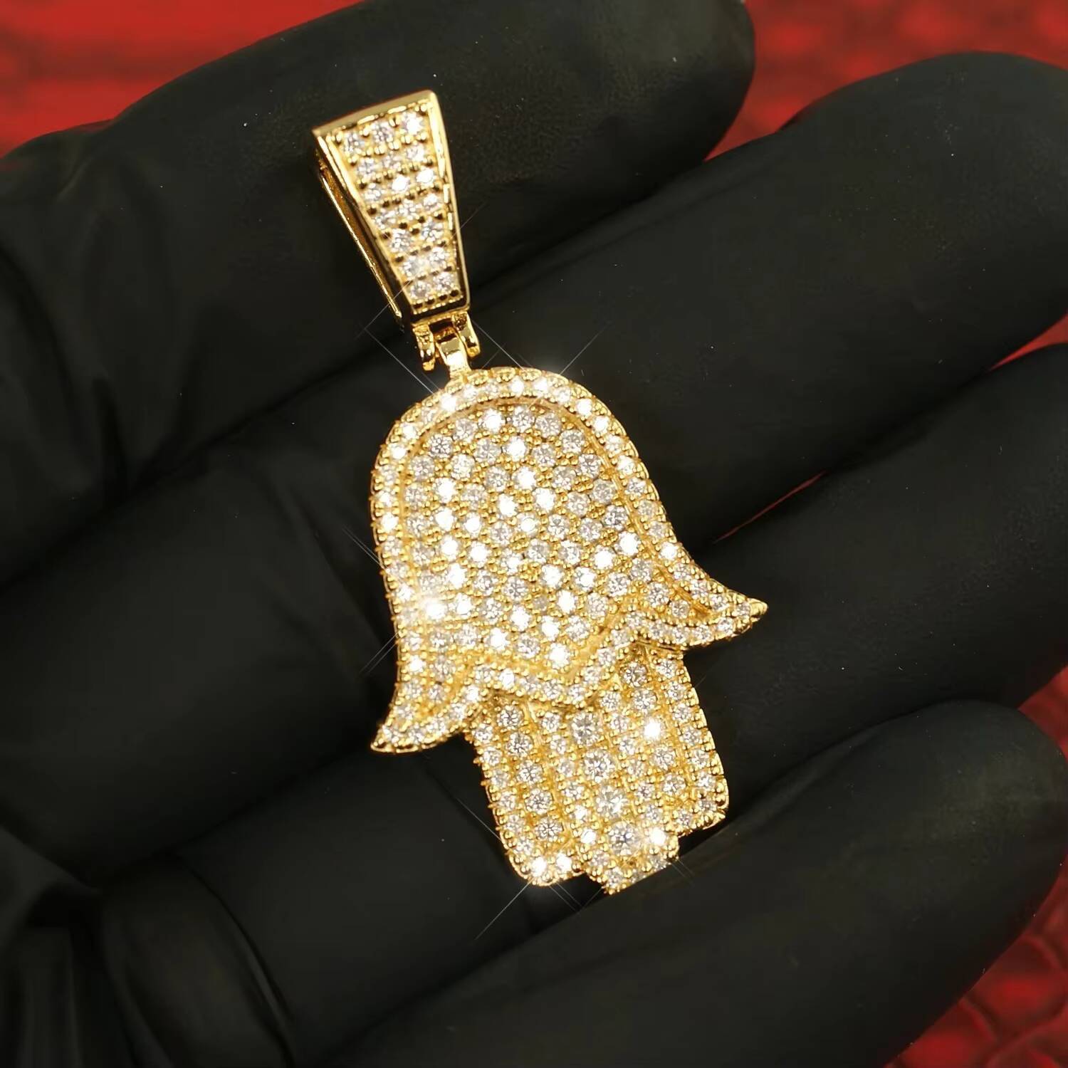 Wholesale Iced Out Hand Pendant 925 Sterling Silver Hamsa Charm Moissanite Hamsa Pendant for Necklace