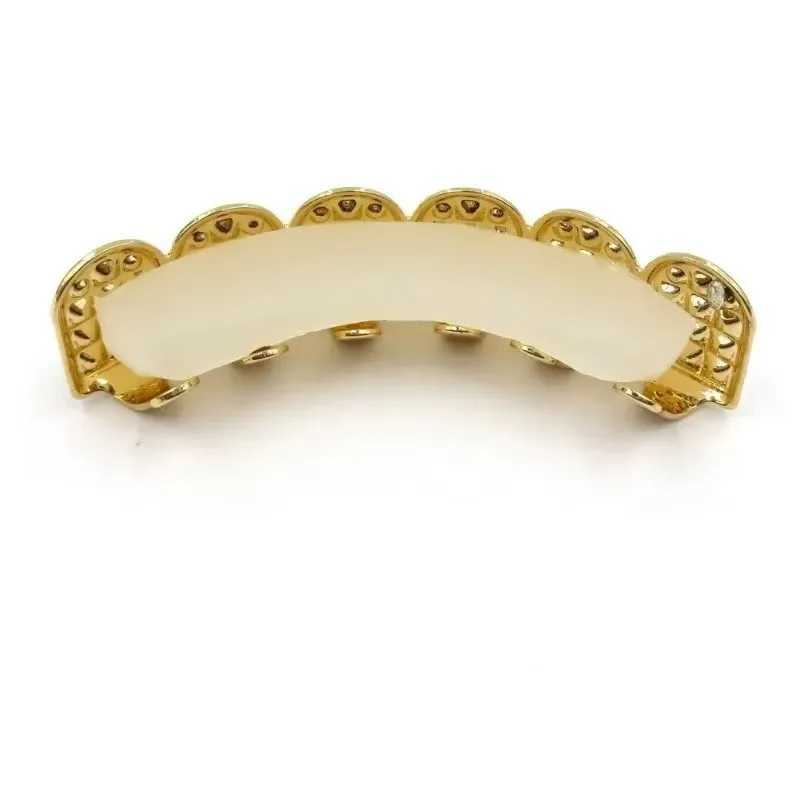 Hip Hop All Ice CZ Stone Teeth Grillz Hat Cube Zircon Micro Lay Top and Bottom Charm Grillz SetXJ250412