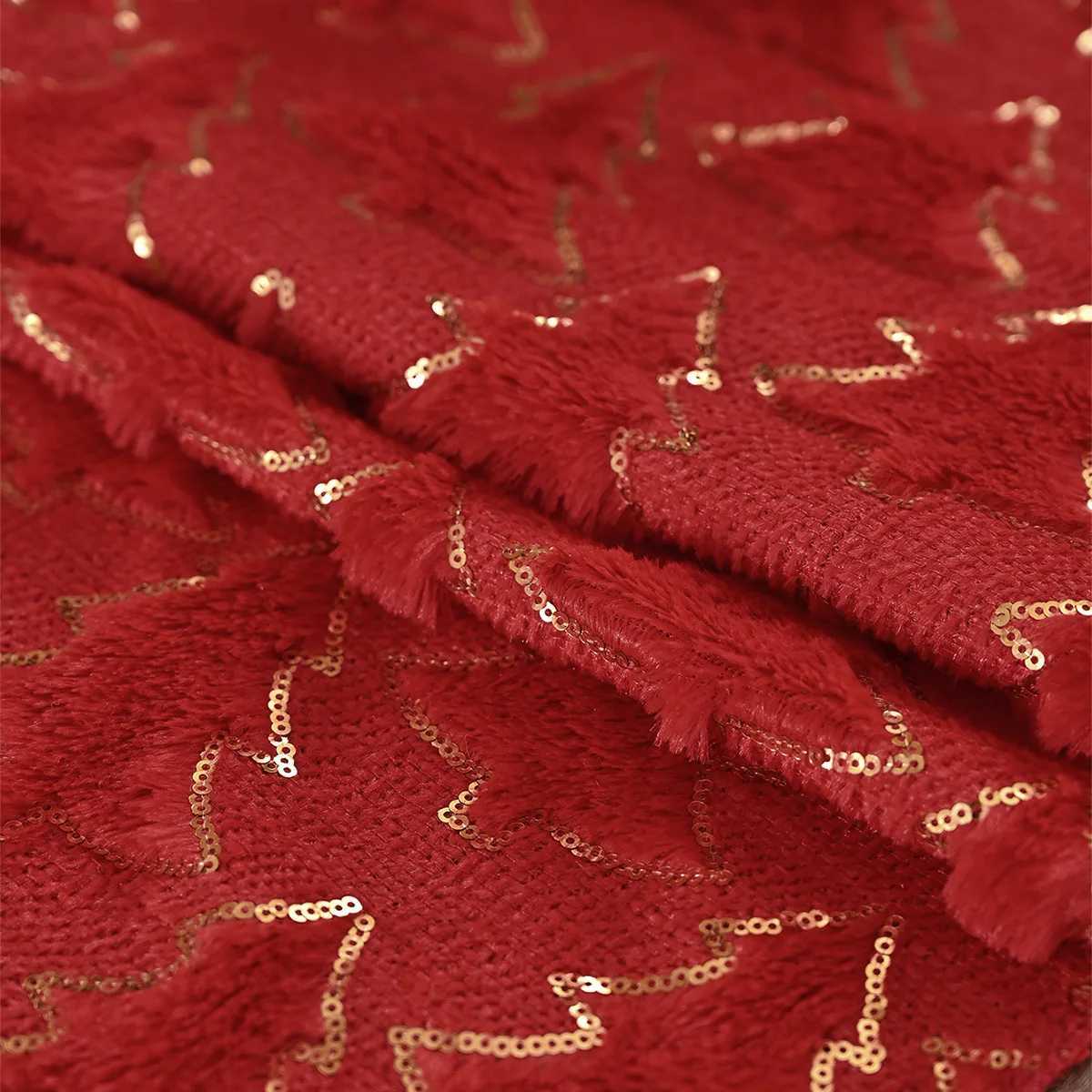 Christmas BUYNOW Plush Gold Sequined Embroidered Christmas Tree Pattern Tablecloth Christmas Living Room Sofa Tablecloth Home Bed Decor Y251113