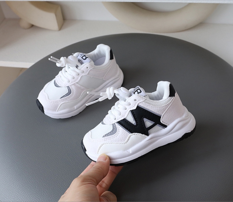 2025 Kids Shoes for Boys Girls Soft Sneakers Youth Fashion Sports Running Shoes Umshop Children Casual Baby Toddler Outdoor Shoes Size 21 - 36 U0300