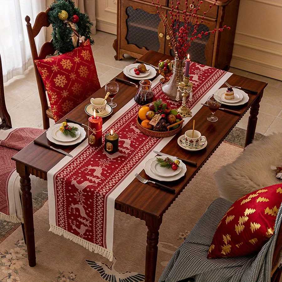 Christmas 1pc Christmas Elk Table Runner Living Room Dining Room Rectangular Gift Box Tablecloth Napkin Table ClothSuitable for Household Y251113