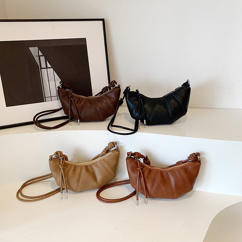 2025S Designer Women S Bag Personalized Minimalist Croissant For Women New Niche Design Shoulder Fashionable And Popular Crossbody Dumpling Bag