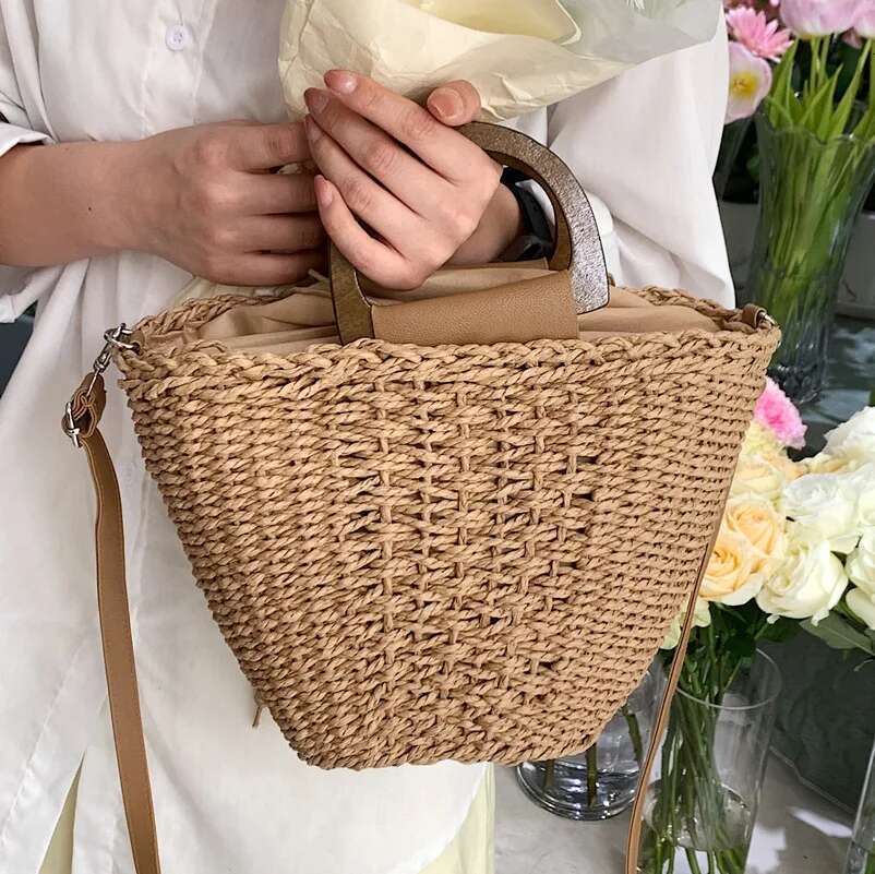 Handmade Beach Bag Fashion Straw Handbag For Women Summer Hand-Woven Rattan Beach Basket Shoulder Crossbody Bag Large Capacity Travel Totes Kq1