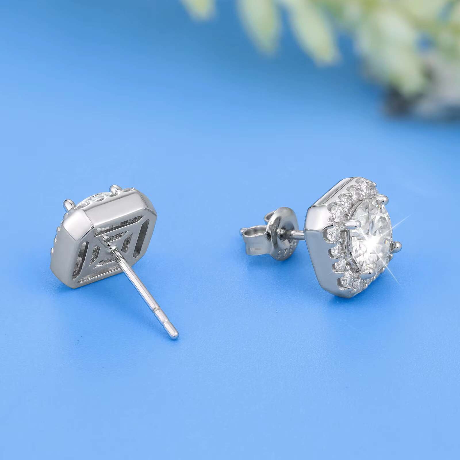 High Brightness 925 Sterling Silver Ladies Moissanite Earrings Moissanite Stud Earrings