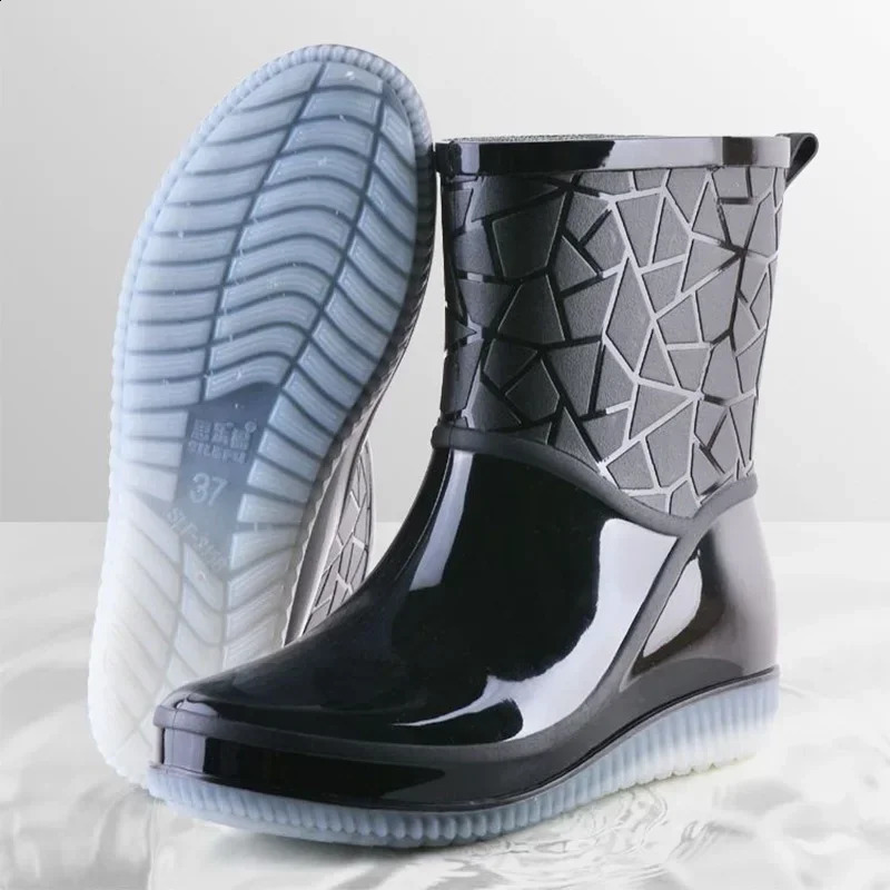Botas Mujer Womens Boots Outdoor Women Rain Boots Four Seasons Non-slip Wear-resistant Ladies Waterproof Shoes 250410