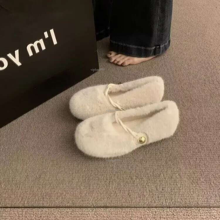 New Free Shipping Designer Shoes Doudou One Foot On Top Hairy Worn Outside 2025 Autumn And Winter New Flat Snow Boots Cute Cotton Shoes, Women's 