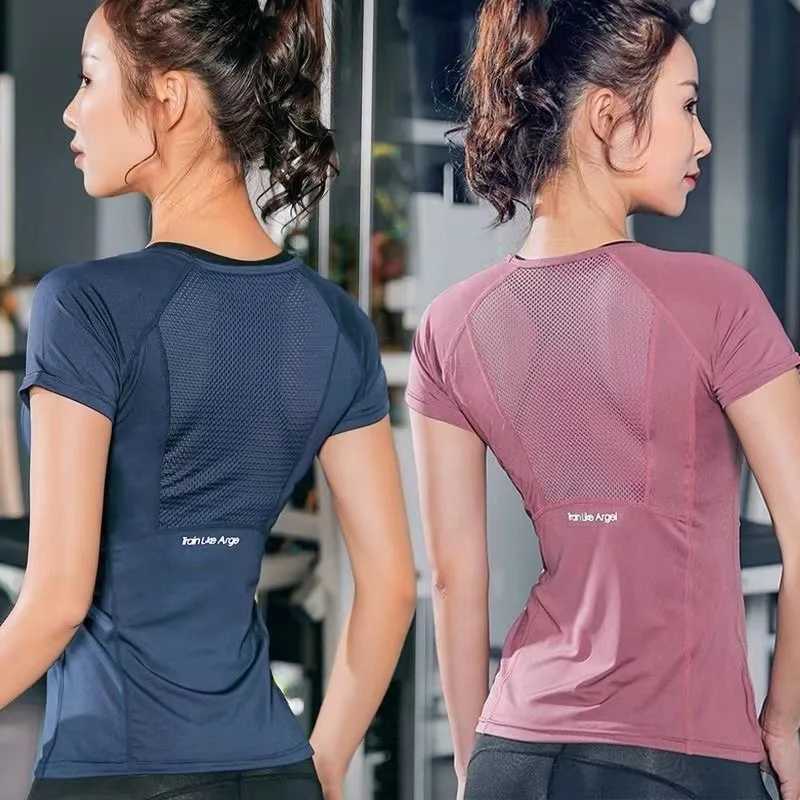 Womens sports clothes yoga clothes womens sports T-shirts plus size top-level fitness clothes running clothes Y250412