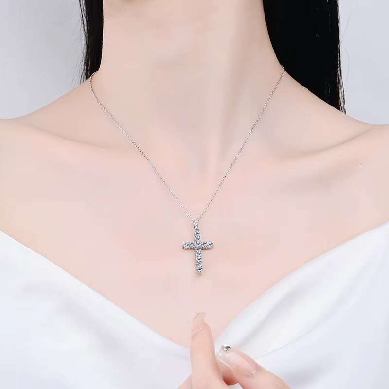 Fashion Hot Sale Jewelry VVS Diamond Moissanite Cross Pendant S925 Sterling Silver Necklaces For Men Women
