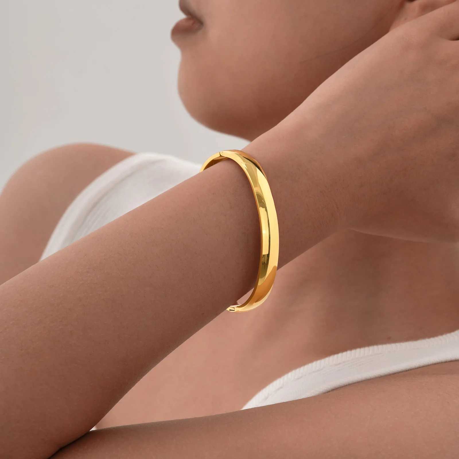4/5.7/7.7mm Stainless Steel Smooth Bracelets Bangles for Women 18K Gold Plated Classic Openable Bracelet Jewelry AccessoriesC250411
