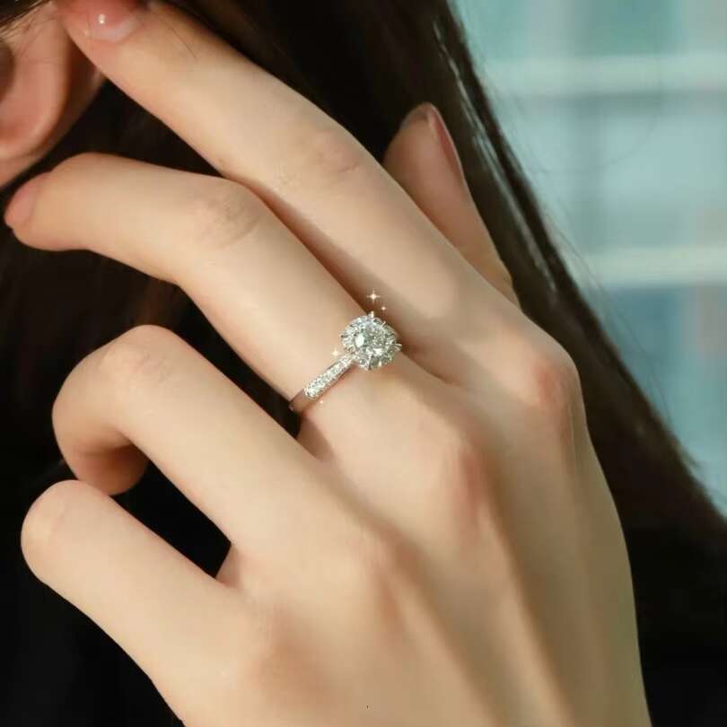 Real D Color Fashion Ring 18k White Gold Plated 925 Silver Ring With Vvs1 Moissanite Diamond Custom Promise Rings