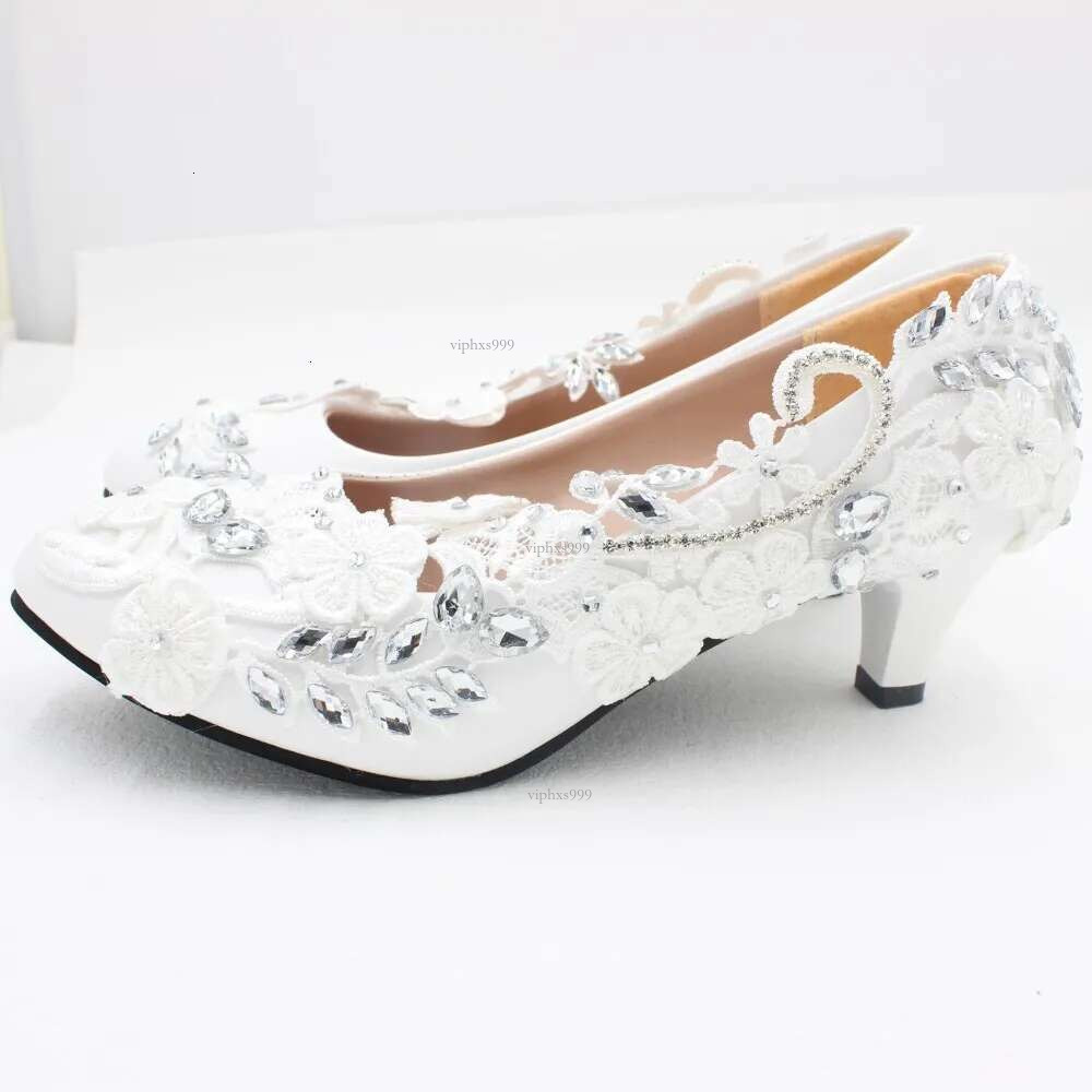 2025 New Designer Shoes Outdoor Leisure Sports High Heels Wind High Heels White Round Scalp Big Wedding Women's Shoes