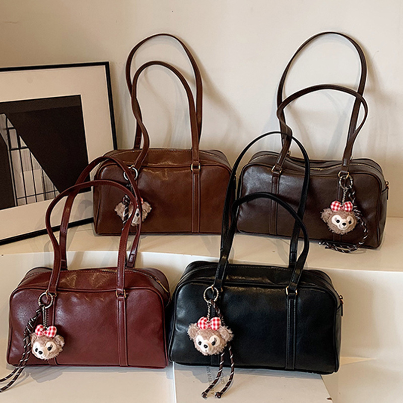 2025S Designer Women S Bag Trendy Handbag For Women New French Stick One Shoulder Spicy Girl Armpit Bag Simple And Versatile Tote Bag