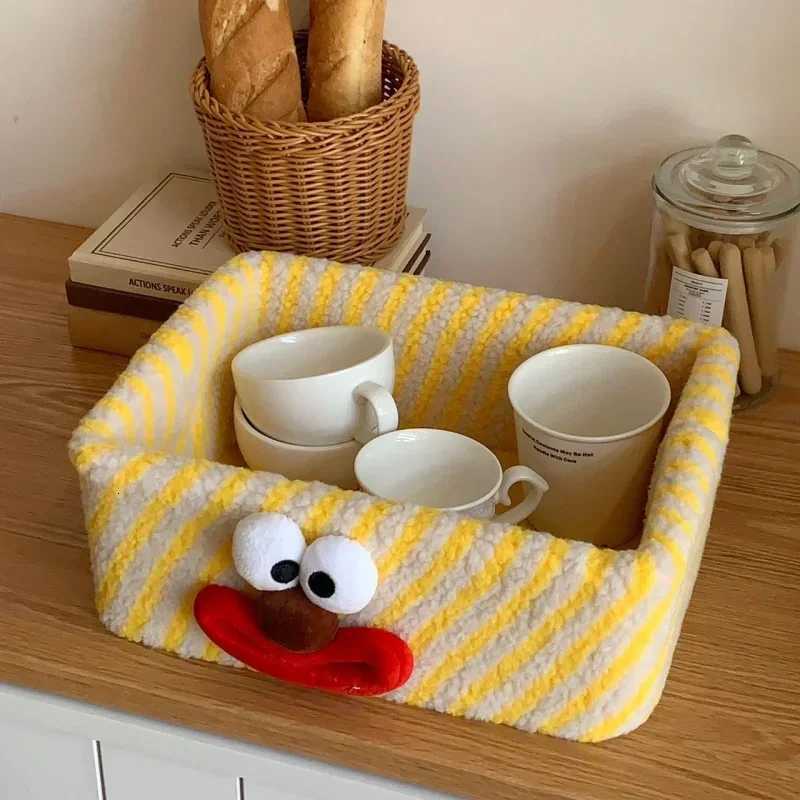 High Aesthetic Cartoon Clown Storage BoxDesktop Miscellaneous Lamb Wool Storage Basket Snack Boxs Jewelry Organizer Y251112